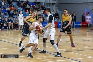 Polonia wygrywa po raz czwarty - Bielsko-Biała pokonana na Skarpie